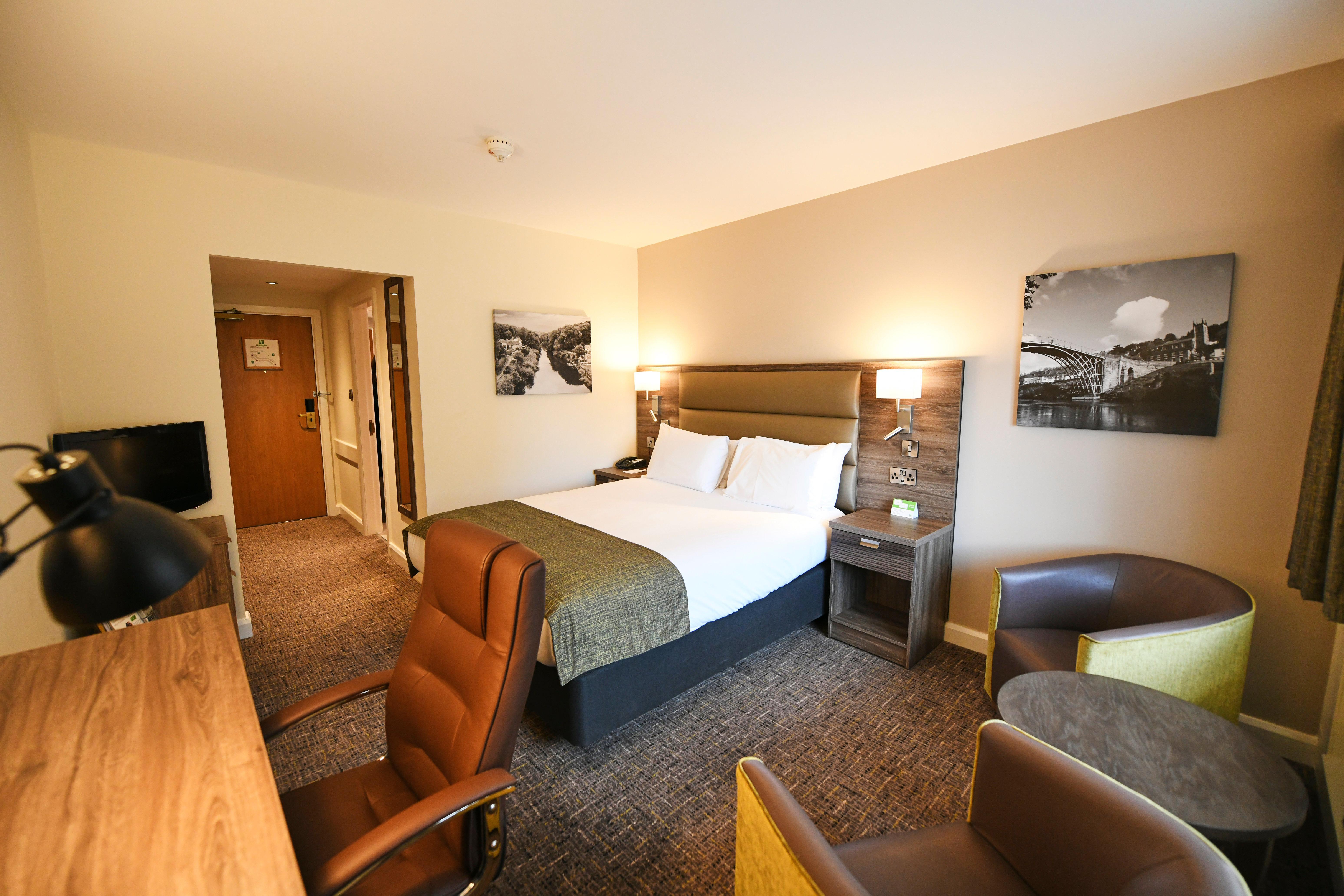Holiday Inn Telford Ironbridge By Ihg Exterior foto