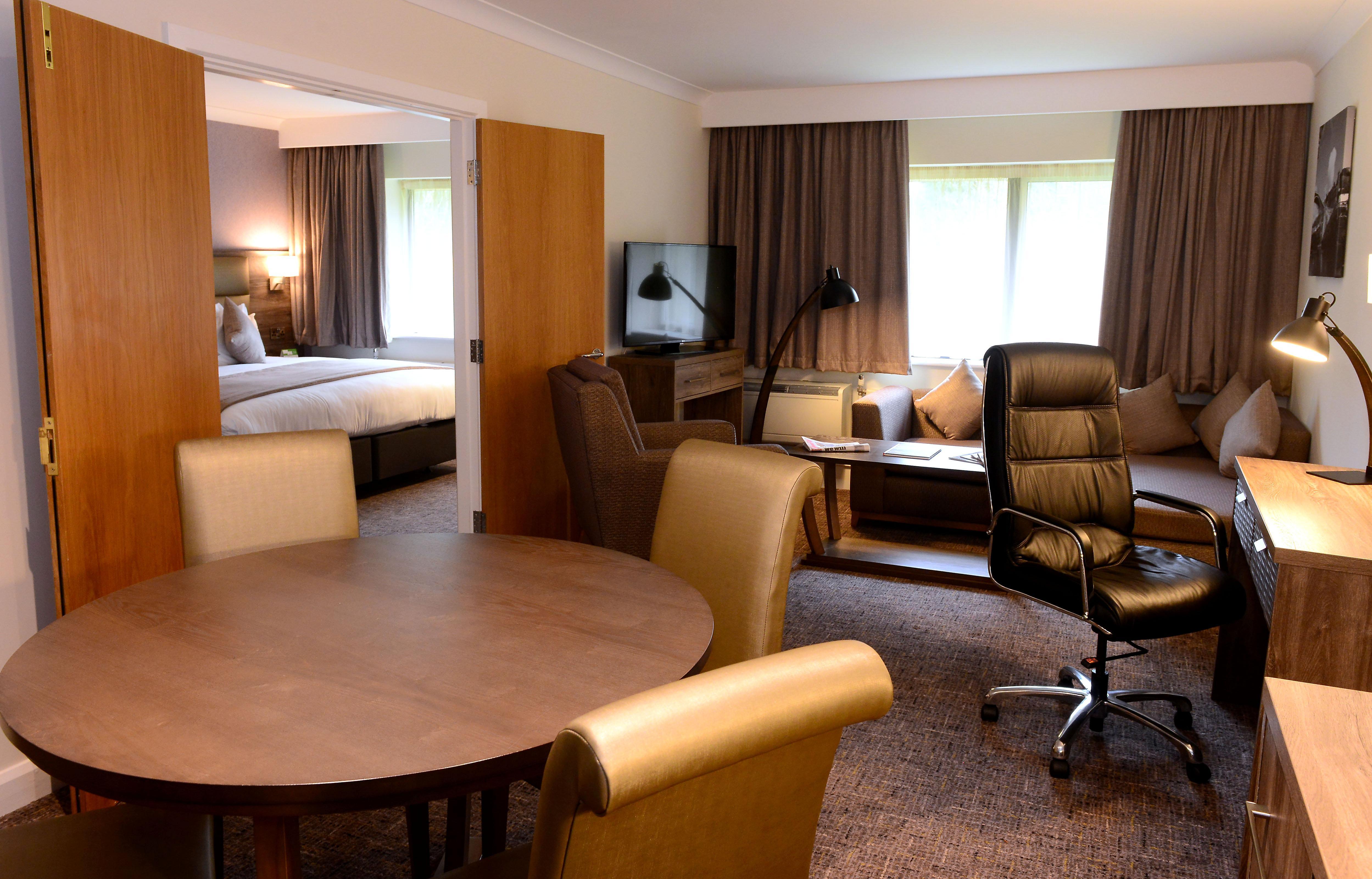 Holiday Inn Telford Ironbridge By Ihg Exterior foto