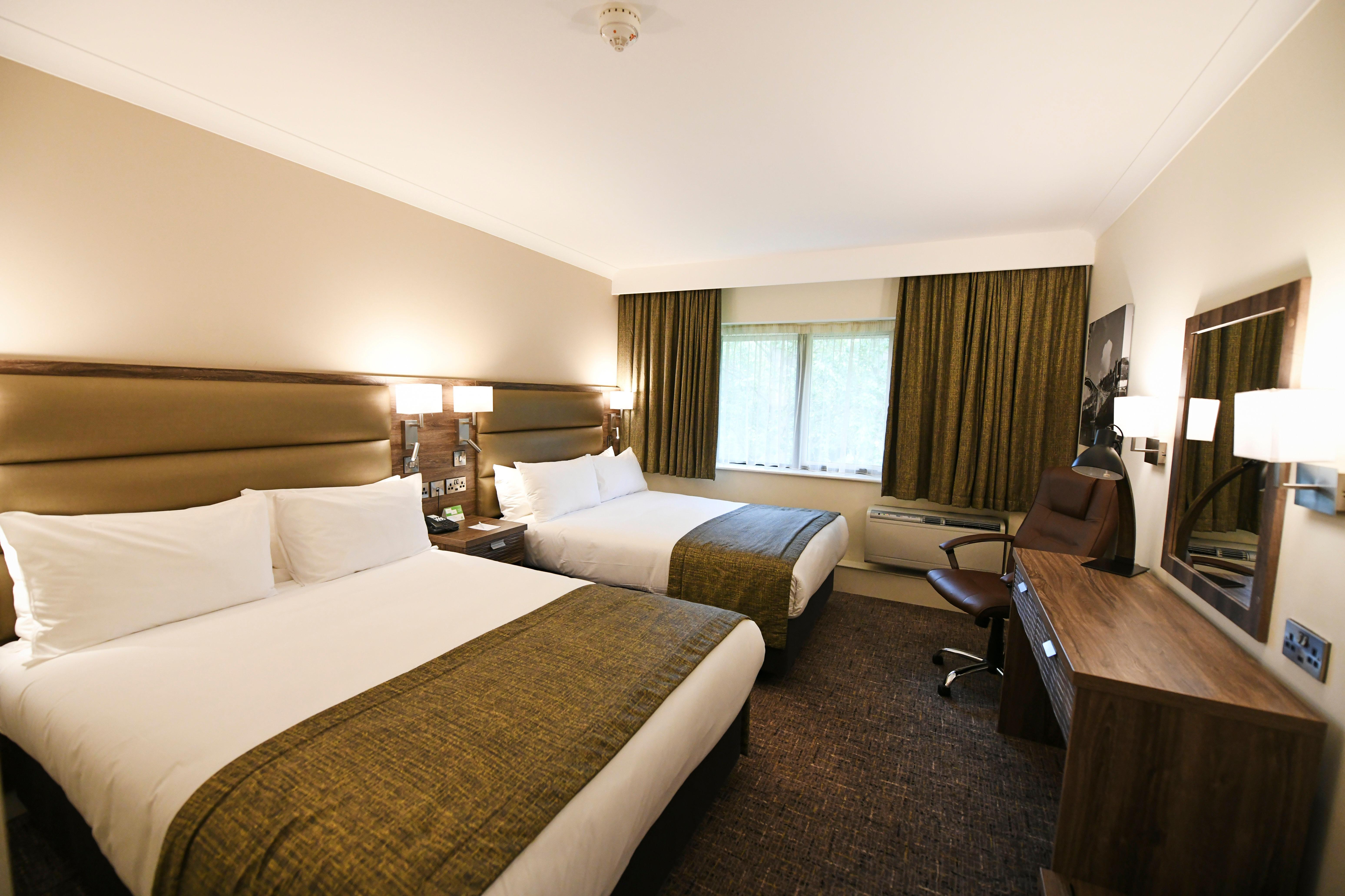 Holiday Inn Telford Ironbridge By Ihg Exterior foto