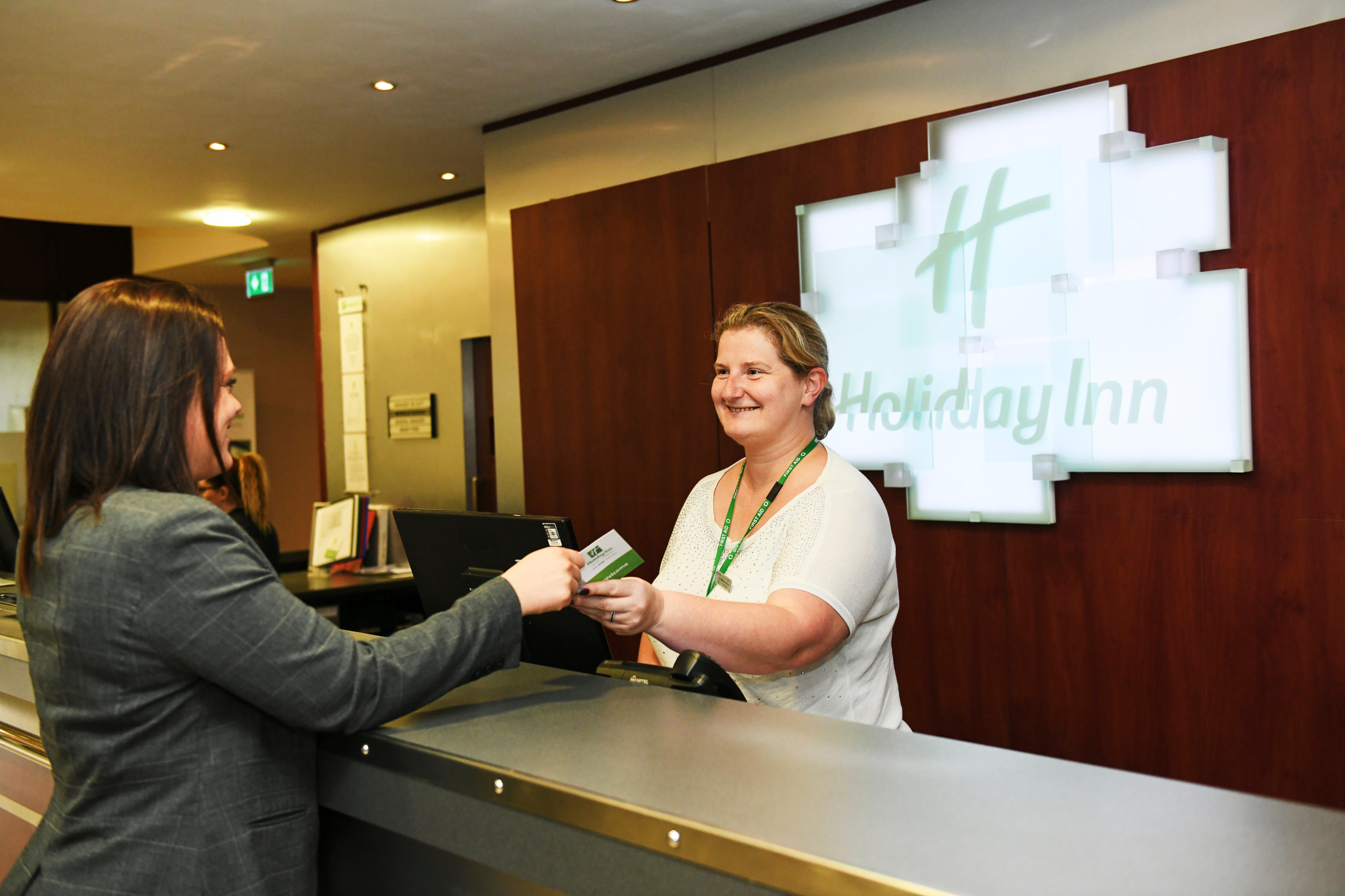 Holiday Inn Telford Ironbridge By Ihg Exterior foto