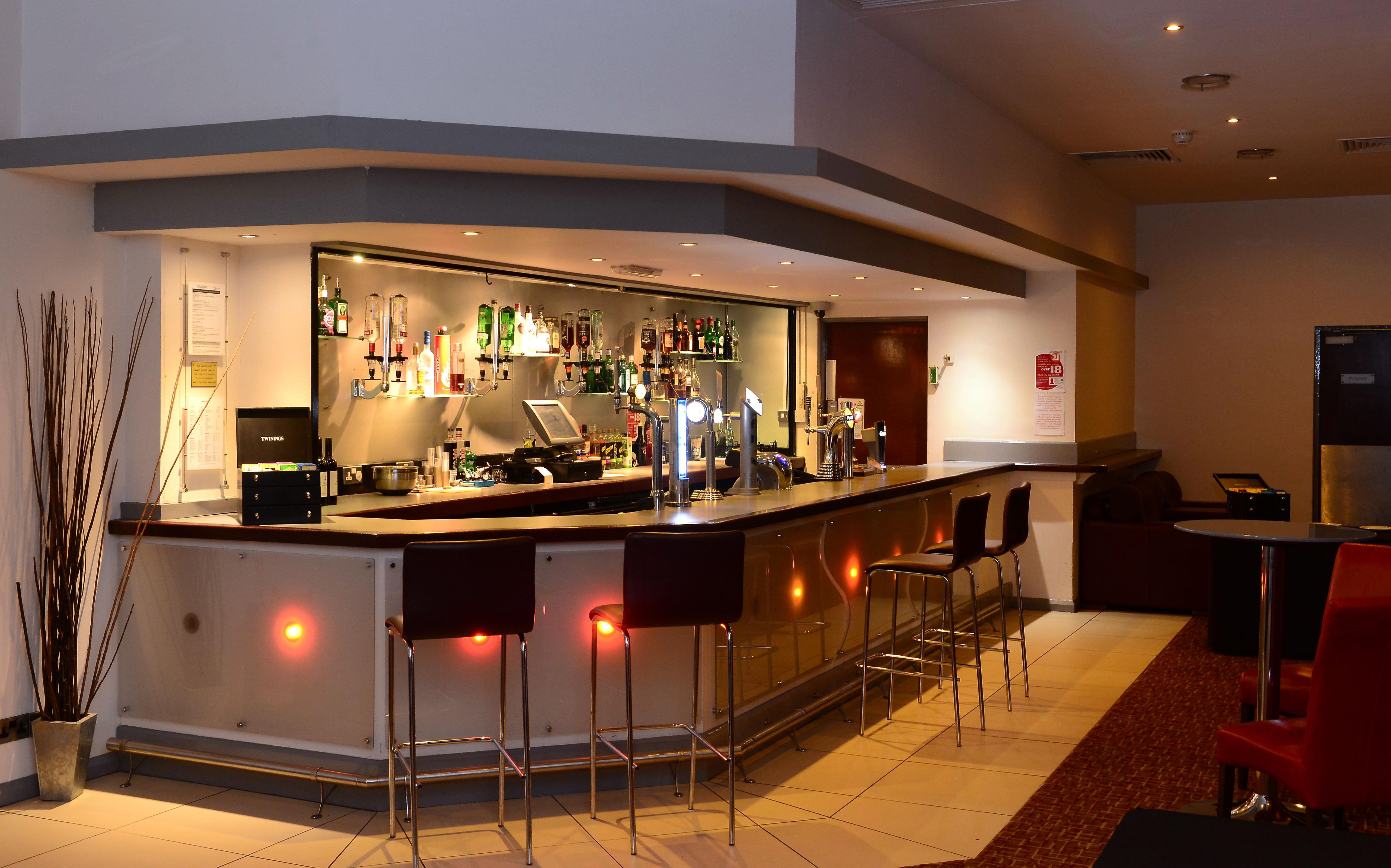 Holiday Inn Telford Ironbridge By Ihg Exterior foto