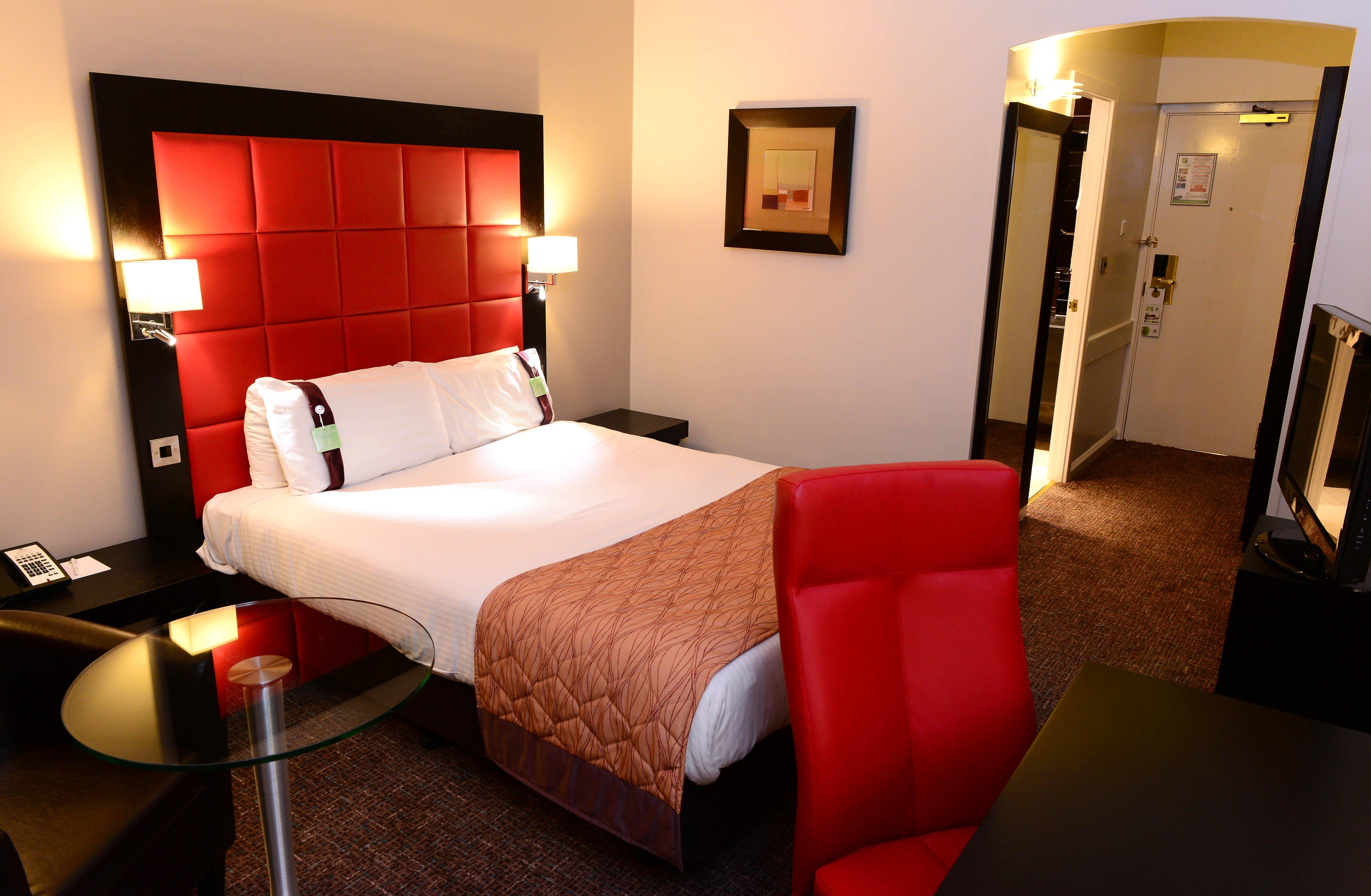 Holiday Inn Telford Ironbridge By Ihg Exterior foto