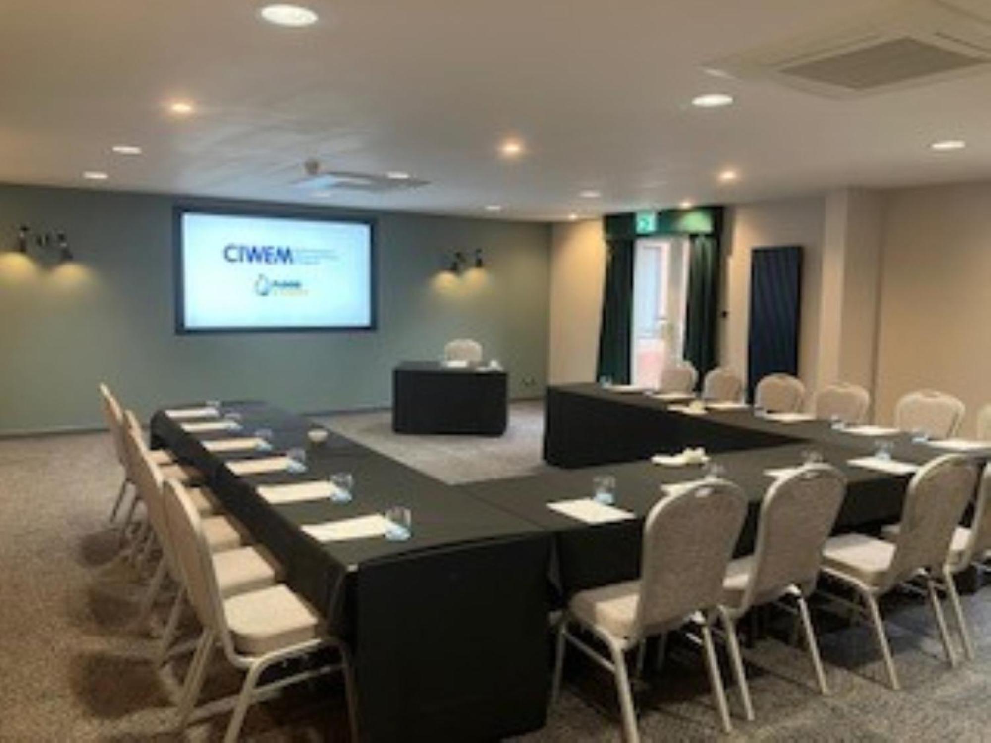 Holiday Inn Telford Ironbridge By Ihg Exterior foto